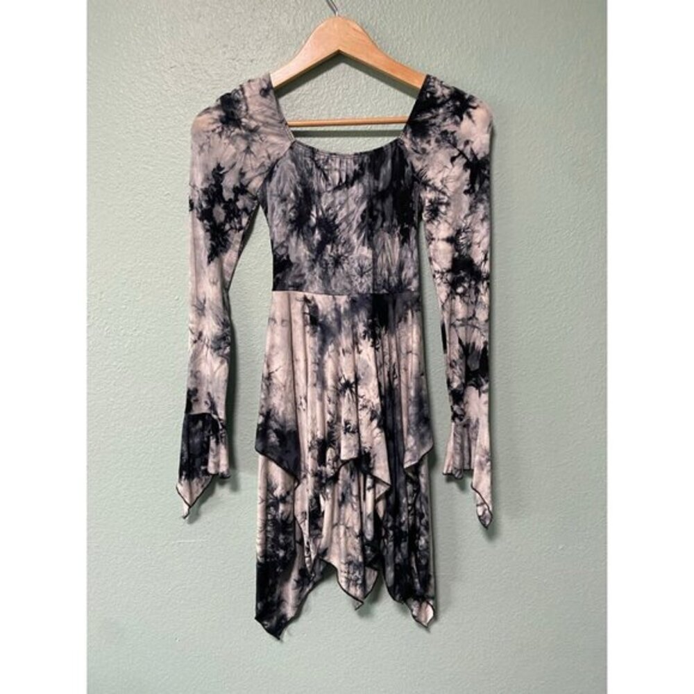 NWT Current Mood Dolls Kill Tie Dye‎ Full Sleeve Handkerchief Dress  Small - Picture 2 of 9